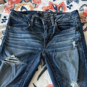 American Eagle Outfitters Women's Dark Blue Ripped Skinny Jeans